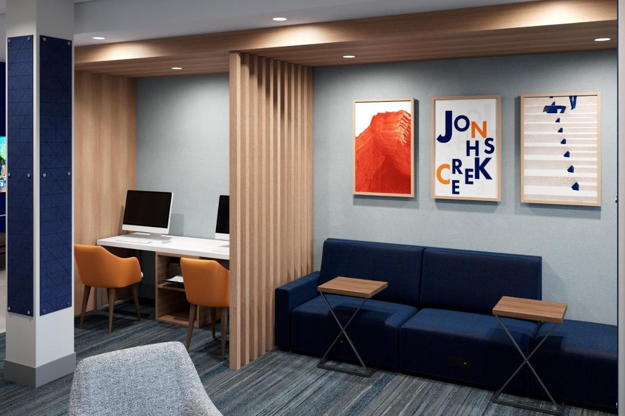 Holiday Inn Express & Suites Charlottesville By Ihg Zewnętrze zdjęcie