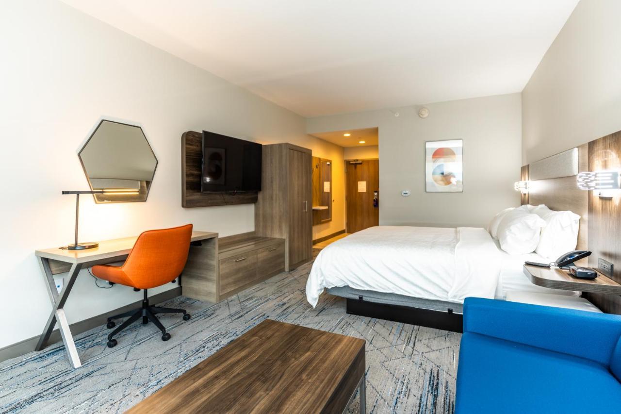 Holiday Inn Express & Suites Charlottesville By Ihg Zewnętrze zdjęcie