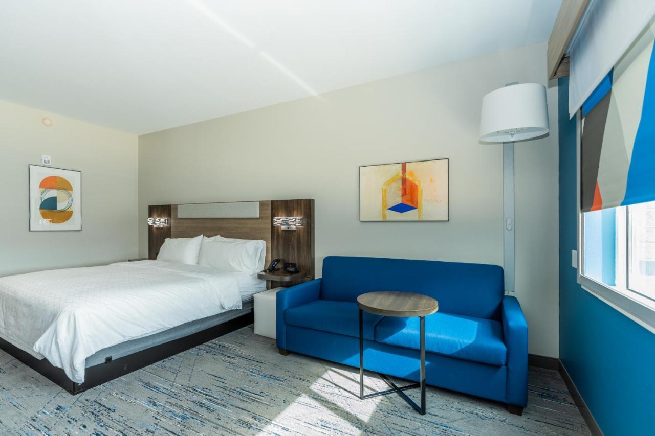 Holiday Inn Express & Suites Charlottesville By Ihg Zewnętrze zdjęcie