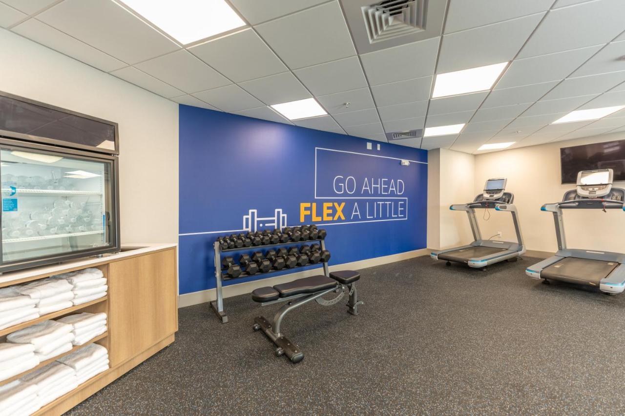 Holiday Inn Express & Suites Charlottesville By Ihg Zewnętrze zdjęcie